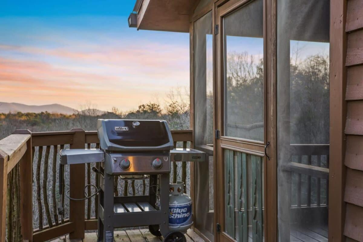 Mountain Views Hot Tub Firepit Close To Town Blue Ridge Bagian luar foto