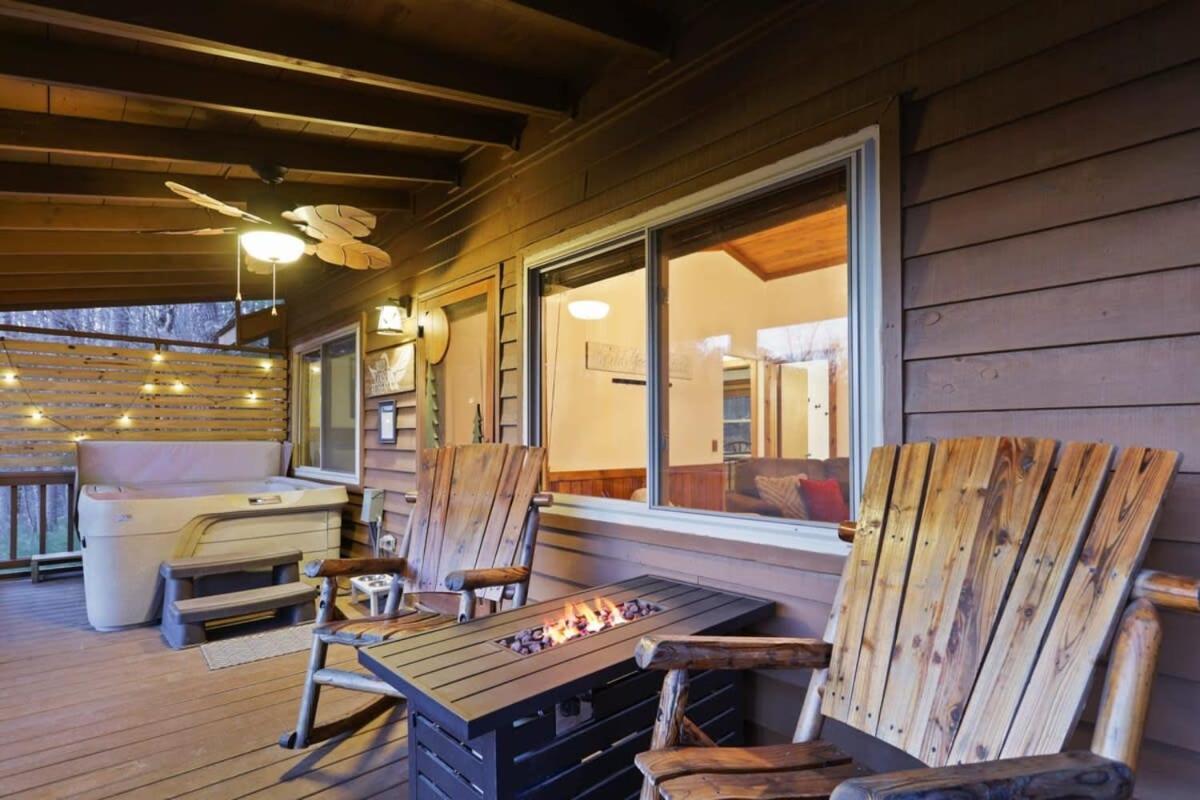 Mountain Views Hot Tub Firepit Close To Town Blue Ridge Bagian luar foto